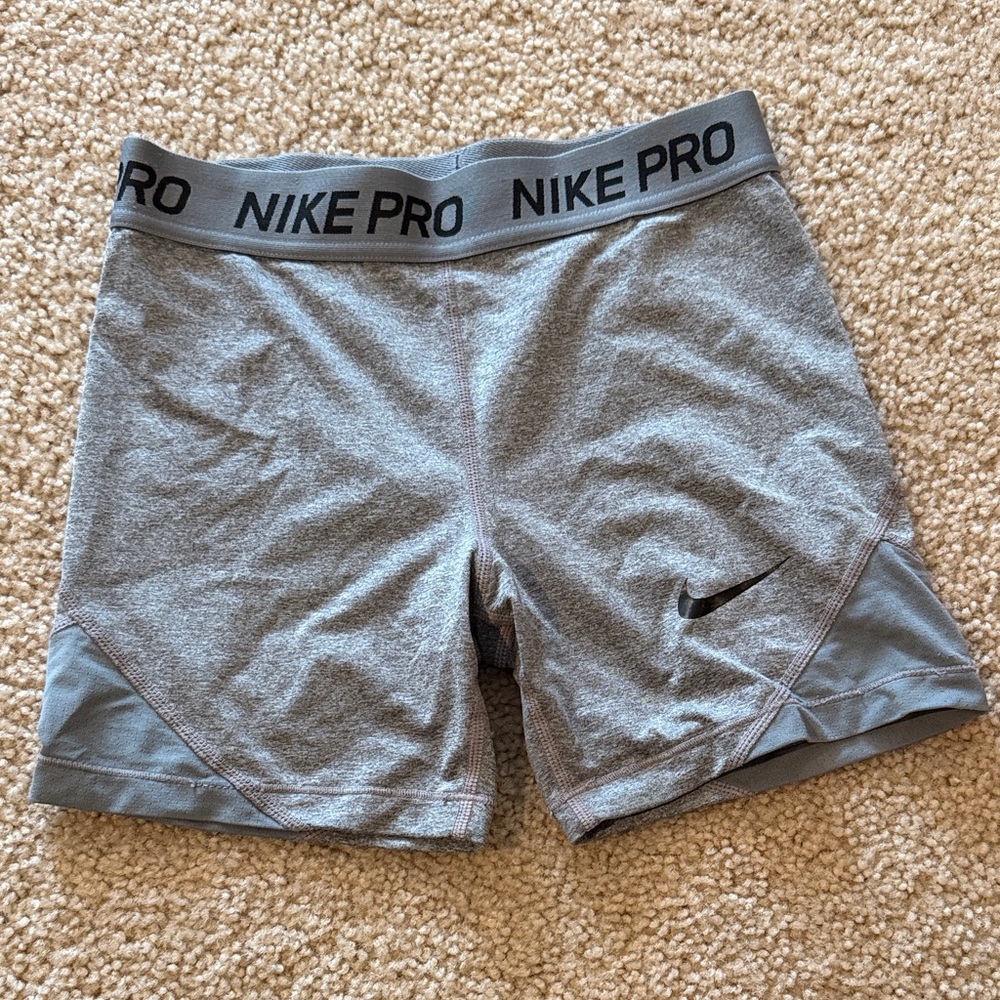 Nike Pro Light Gray Training Shorts